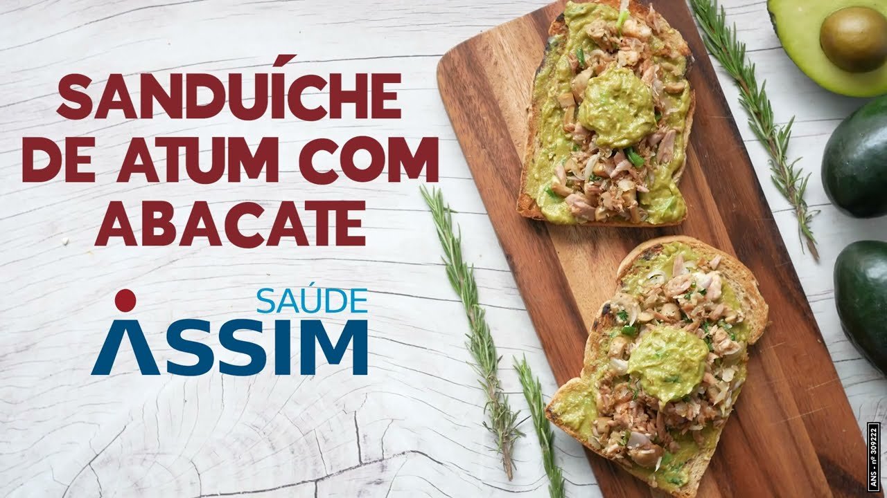 Sanduíche de Atum com Abacate